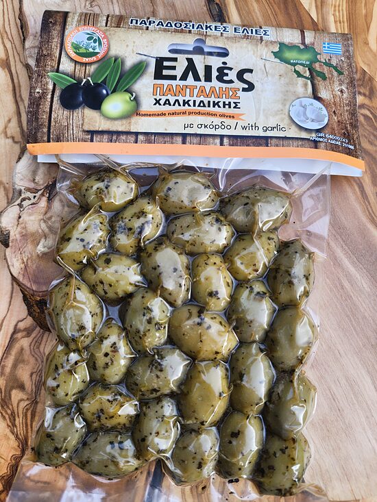 Zaļās olīvas ar ķiploku, 250g